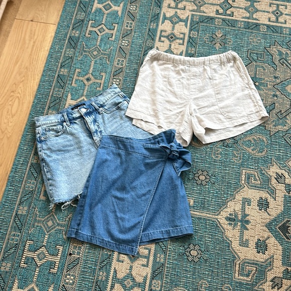 Bundle of XS bottoms. - Picture 2 of 2